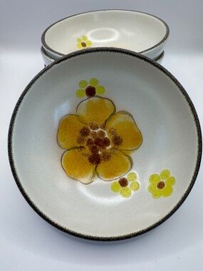 Vintage Denby Minstrel yellow floral 5.5" dessert or berry bowls. Set of 4.
